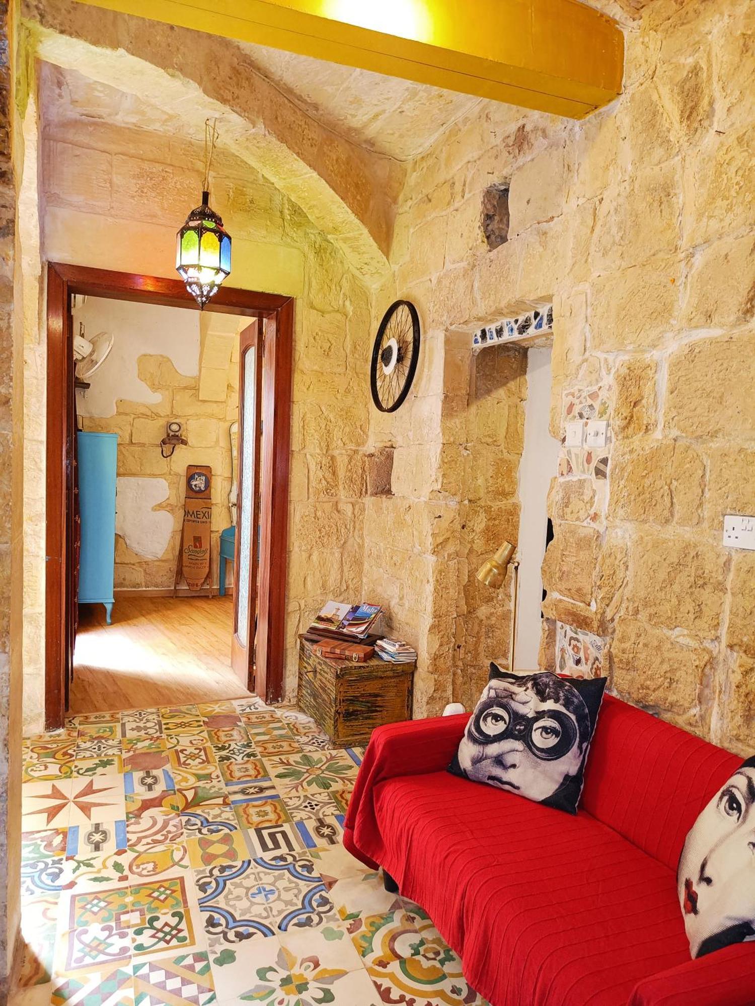 Fusion Homestay Accommodation Моста Экстерьер фото
